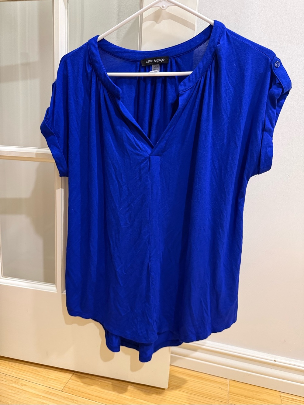 Cable & Gauge Bold Royal Blue Short Sleeve V-Neck Blouse